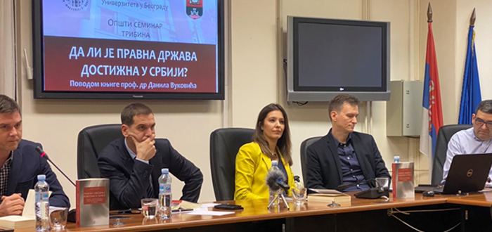 YUCOM učestvovao na tribini na Pravnom fakultetu